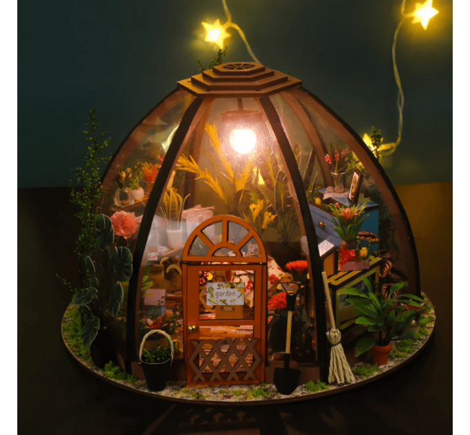 Бук нук "Звездный сад" – миниатюрная оранжерея с прозрачным куполом и подсветкой